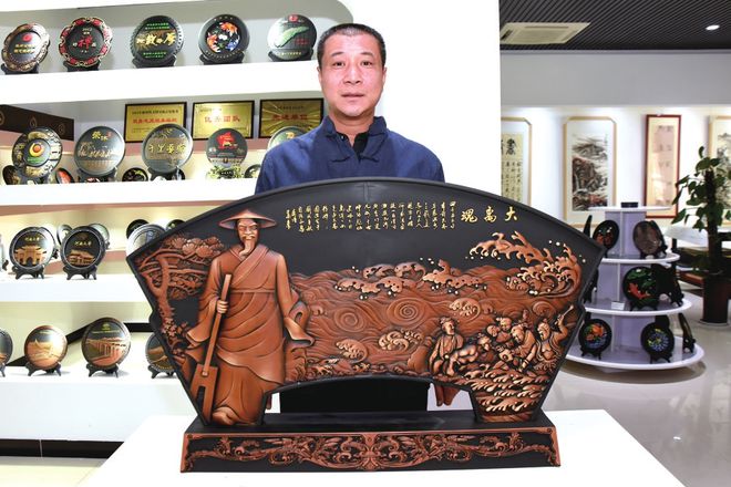 16市文化故事③｜绘画赋“灵魂”活性炭变身精美炭雕艺术品(图1)