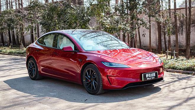 两款“精致实用主义”车型特斯拉Model3与沃尔沃EX30怎么选(图3)
