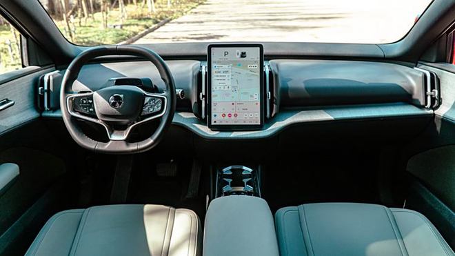 两款“精致实用主义”车型特斯拉Model3与沃尔沃EX30怎么选(图11)