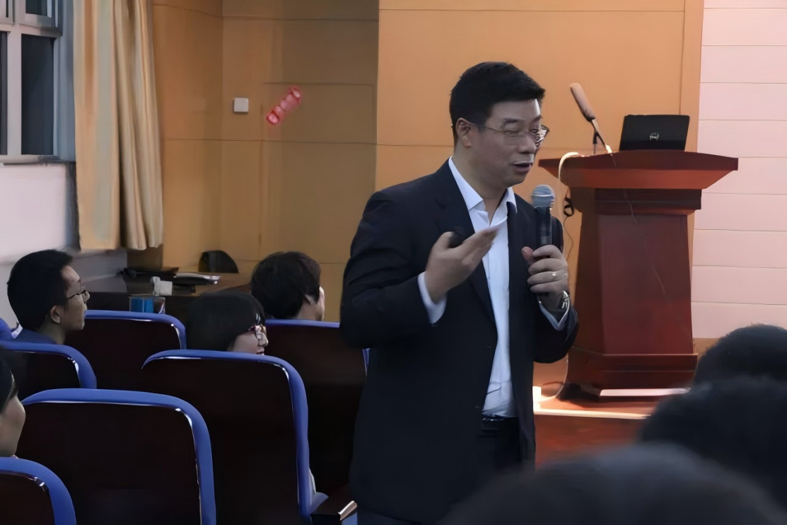【农声讲坛】北京大学教授黄建滨：科学大师的顿悟与文明的发展(图1)