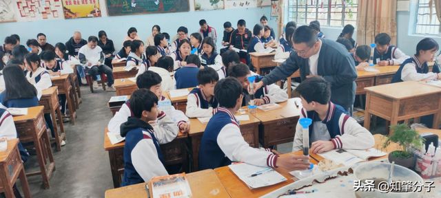 肇庆市助学支教志愿服务队送教到桥头中学(图11)